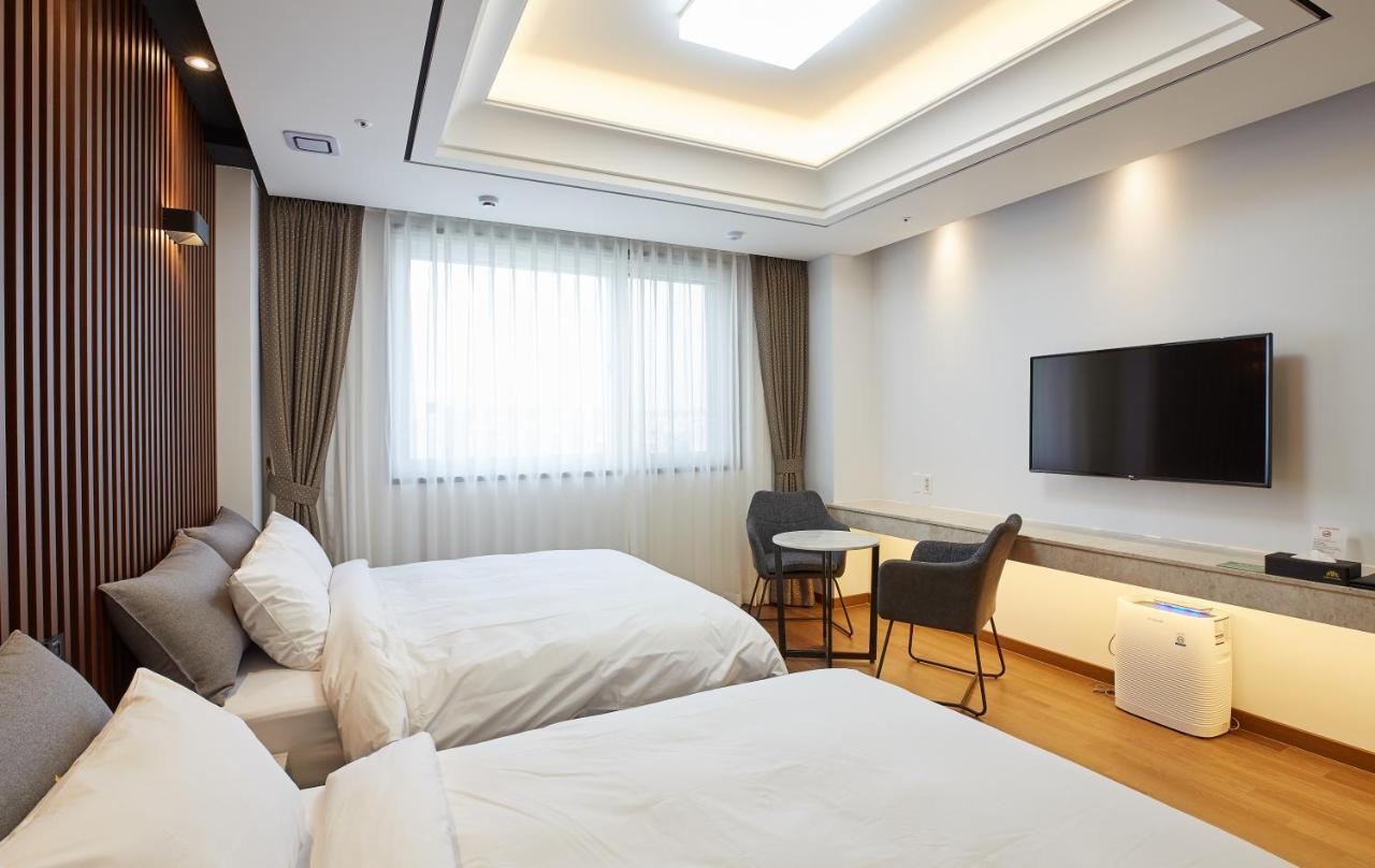 Noble Stay Hotel Gwangju Metropolitan City Exterior photo