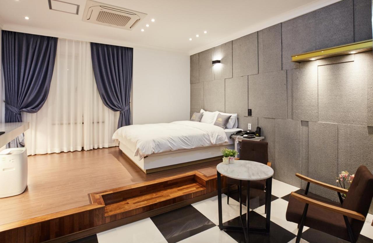 Noble Stay Hotel Gwangju Metropolitan City Exterior photo
