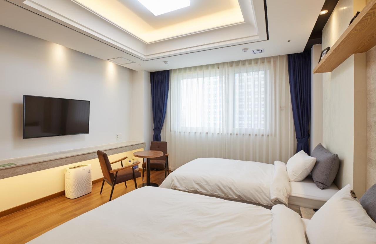 Noble Stay Hotel Gwangju Metropolitan City Exterior photo